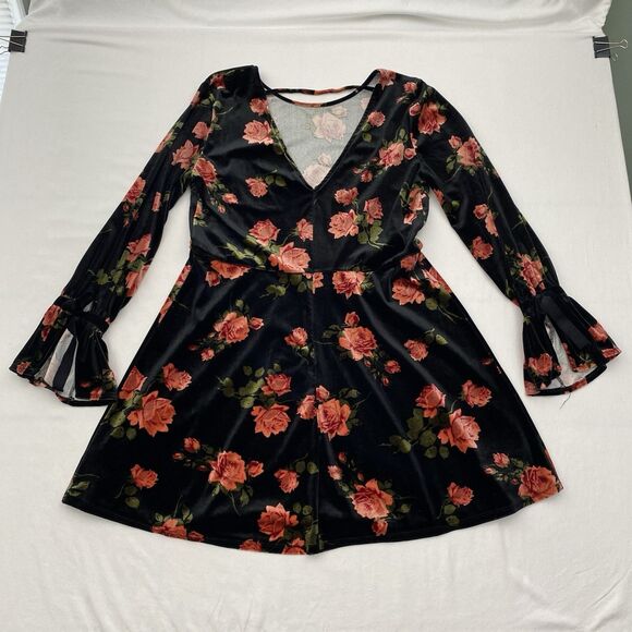Exhilaration Dress Womens XL Black Floral Velvet Long Sleeve Goth Whimsigoth - Picture 3 of 11